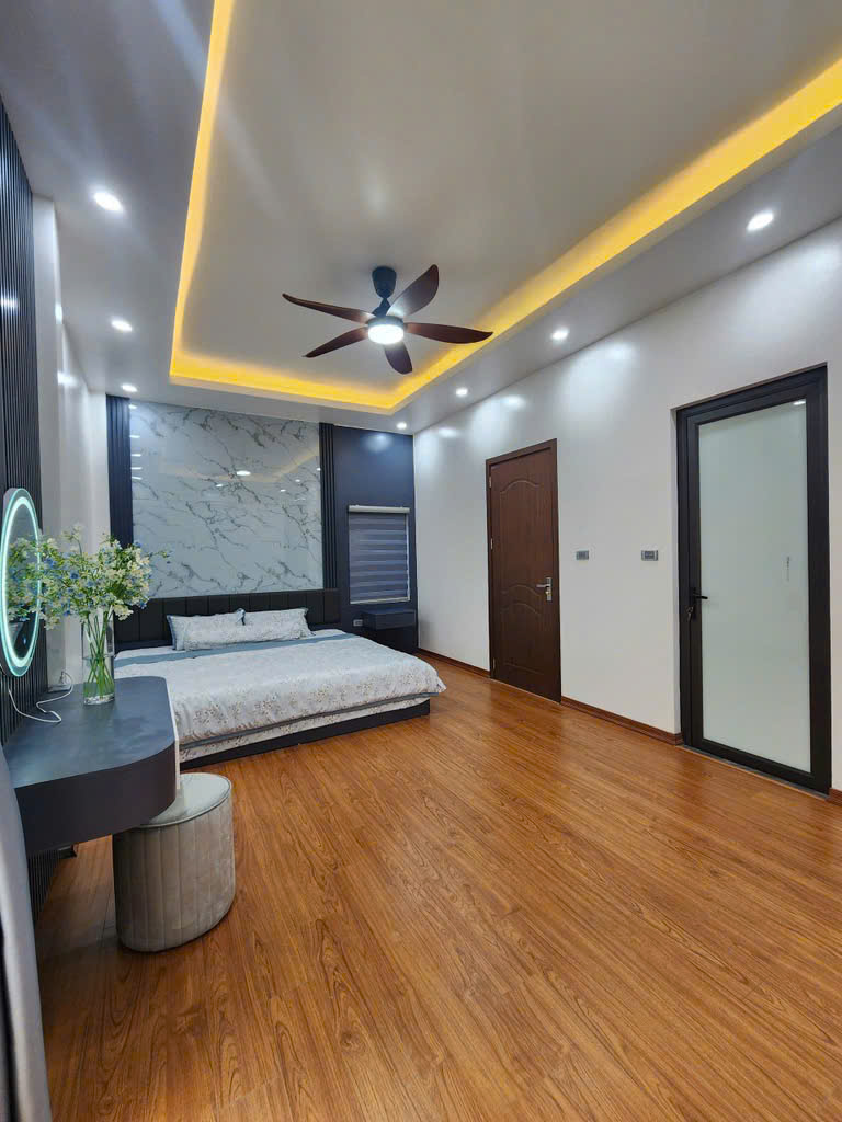 BÁN NHÀ MỚI - HAI BÀ TRƯNG - 30M Ô TÔ - FULL NỘI THẤT TIỀN TỶ